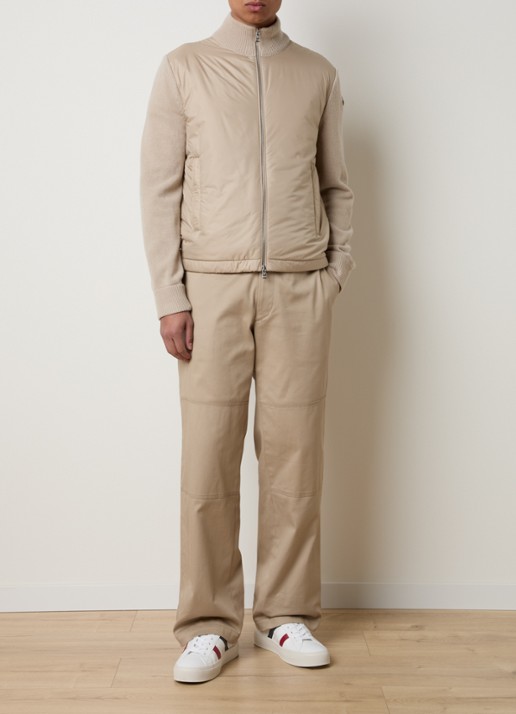 Moncler Fijngebreid vest in scheerwolblend met gewatteerd voorpand met donsvulling - voorkant 2 beige