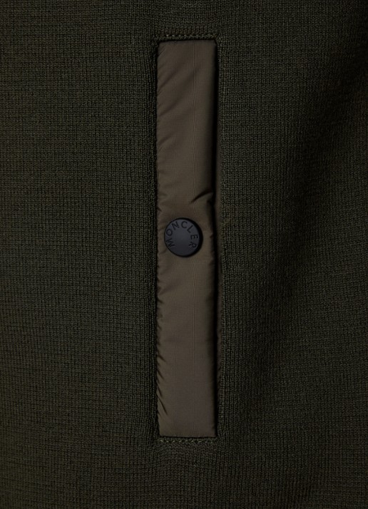 Moncler Fijngebreid vest van scheerwol met donsvulling - detail 2 legergroen