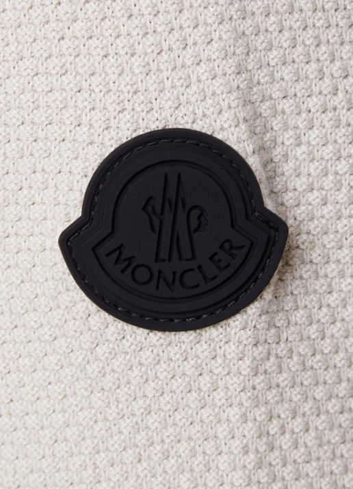 Moncler Fijngebreide trui met logo en structuur - detail 2 gebroken wit
