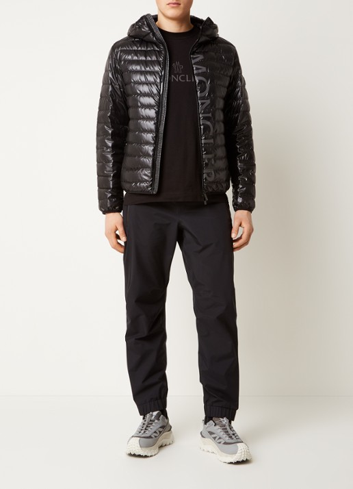 Moncler Gewatteerd jack met donsvulling en logoprint - voorkant 5 zwart
