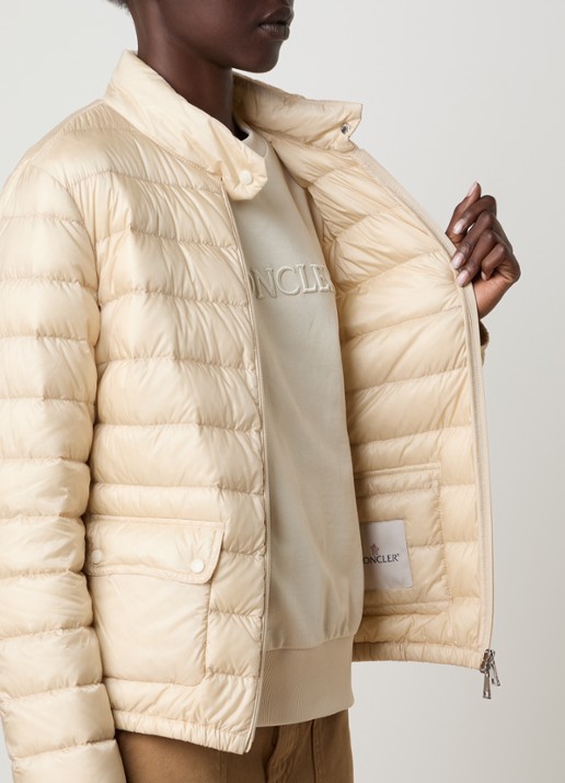 Moncler Gewatteerd jack met donsvulling - detail 3 beige