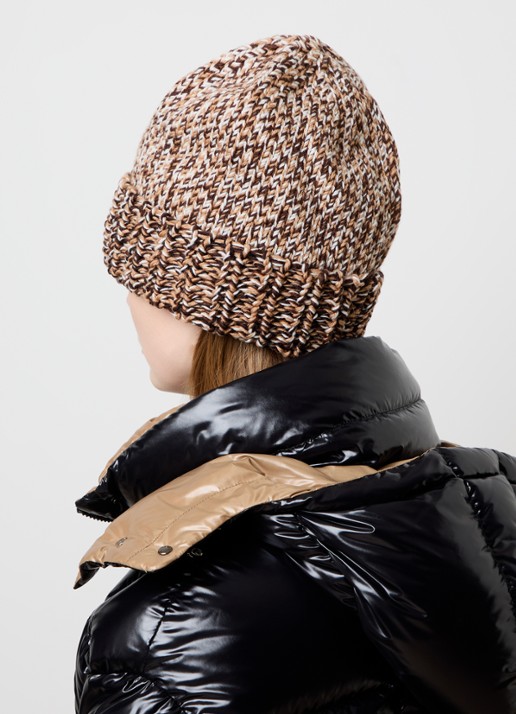 Moncler Grofgebreide muts van wol met gemêleerd dessin - voorkant 2 lichtbruin