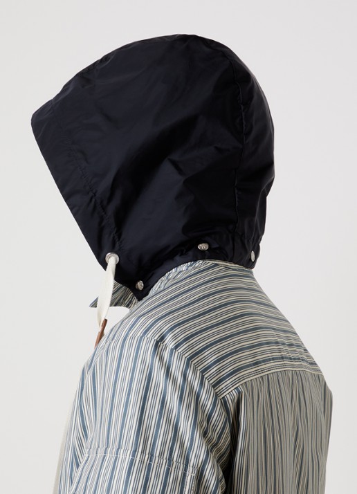 Moncler Havas windjack met streepprint en afneembare capuchon - detail 4 blauwgrijs