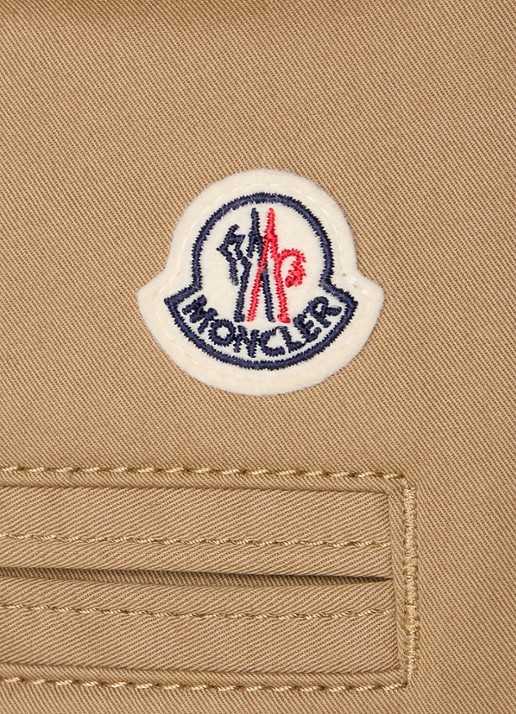 Moncler Loose fit korte cargobroek met steekzakken - detail 4 camel