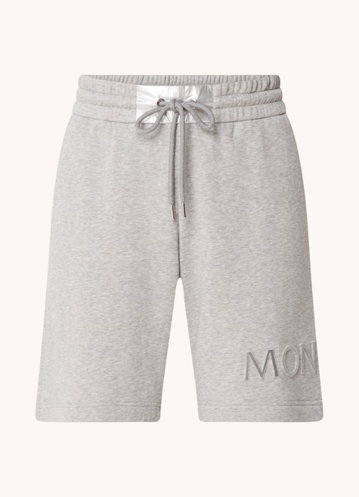 Moncler Loose fit korte joggingbroek met logo en metallic details - voorkant 2 grijsmele