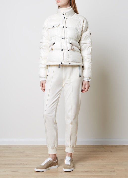 Moncler Mauduit puffer jack met donsvulling en capuchon - voorkant 4 creme
