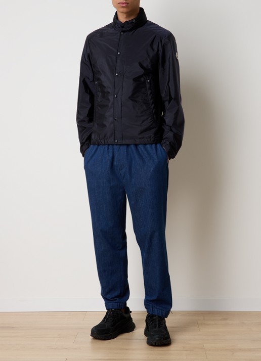 Moncler Montriond windjack met opbergbare capuchon - voorkant 3 donkerblauw
