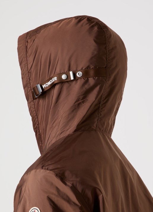 Moncler Remoray windjack met capuchon en steekzakken - detail 4 bruin