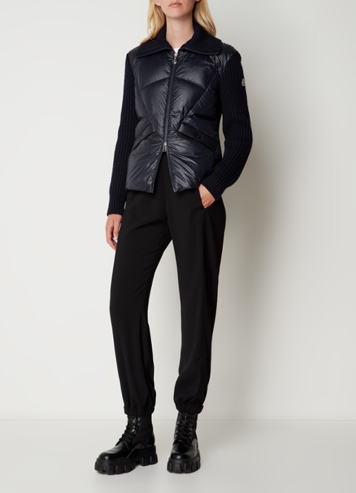 Moncler Ribgebreid vest in wolblend met gewatteerd voorpand - voorkant 3 blauw