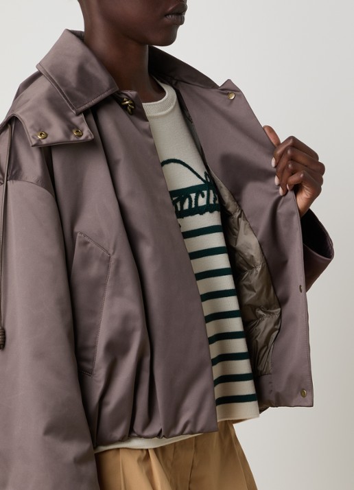 Moncler Softshell bomberjack met steekzakken en glanzende finish - detail 3 taupe