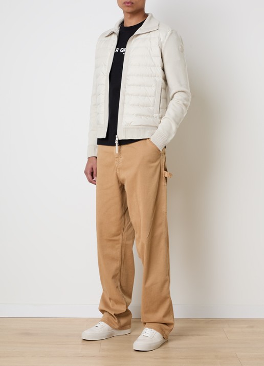 Moncler Straight fit broek met steekzakken en logo - voorkant 3 camel