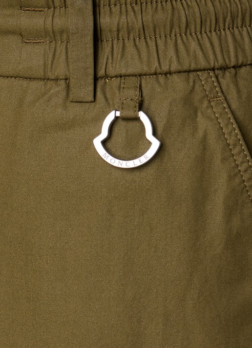 Moncler Straight fit korte broek met steekzakken - detail 4 mosgroen