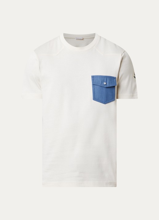 Moncler T-shirt met borstzak - voorkant 2 gebroken wit
