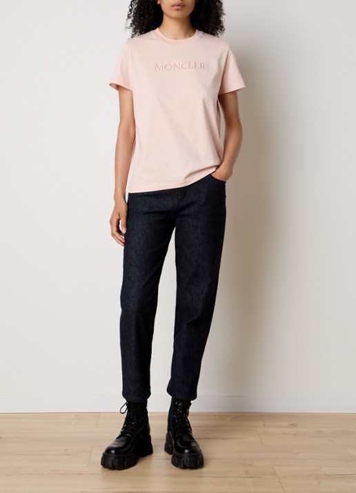 Moncler T-shirt met logoborduring - voorkant 4 roze
