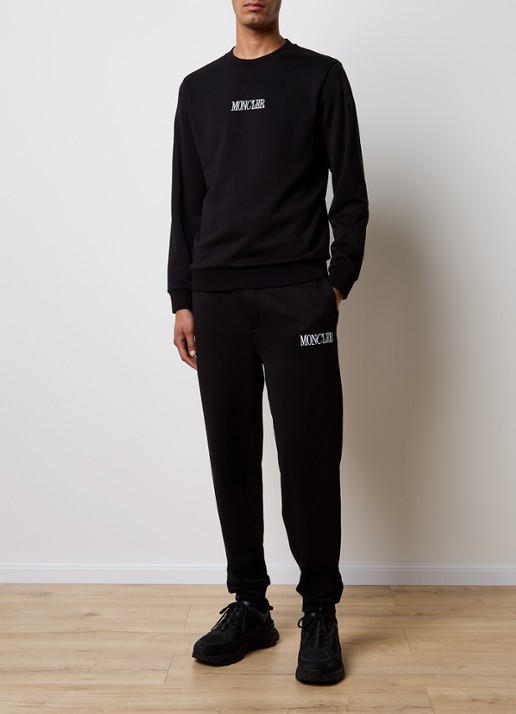 Moncler Tapered fit joggingbroek met logoborduring met steekzakken - voorkant 2 zwart