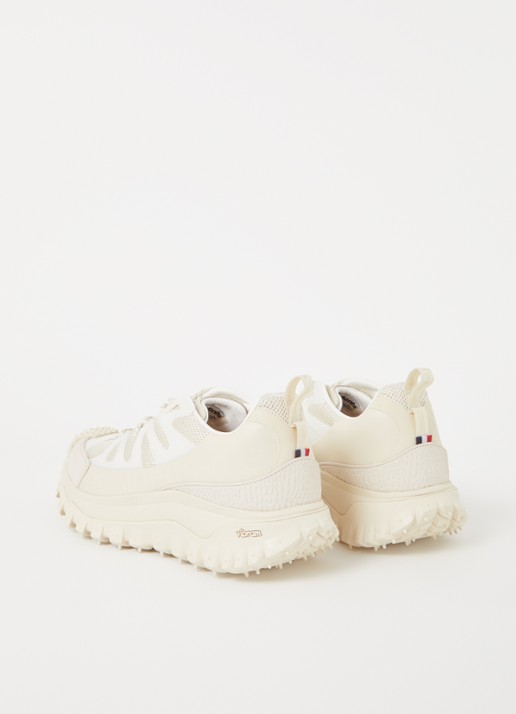 Moncler Trailgrip Amoeba sneaker van leer met mesh details - achterkant beige