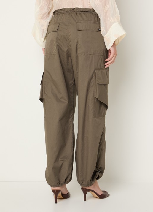 MUNTHE Unform high waist tapered fit cargobroek met trekkoord - achterkant 3 lichtbruin