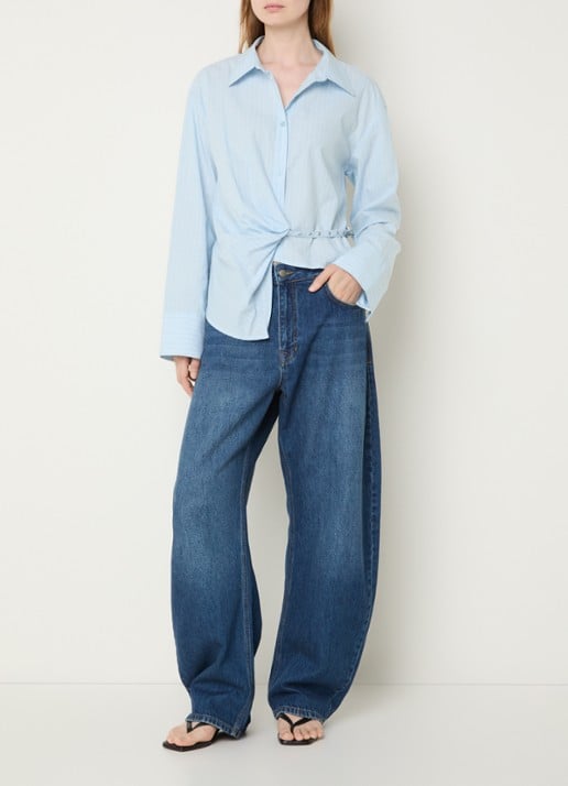 My Essential Wardrobe Bella blouse met streepprint - voorkant 4 lichtblauw