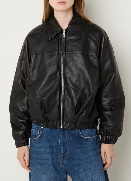 My Essential Wardrobe Luba jack van lamsleer - detail zwart