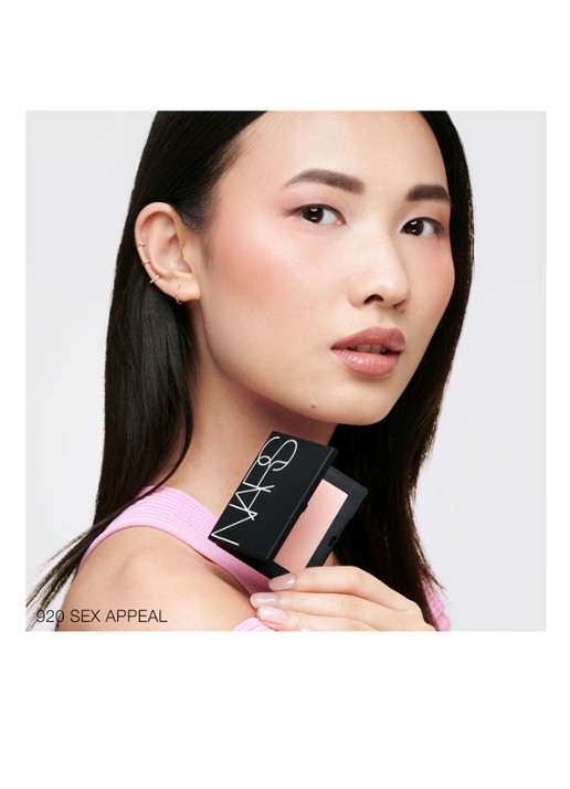 NARS Blush - detail 3 sex appeal 920