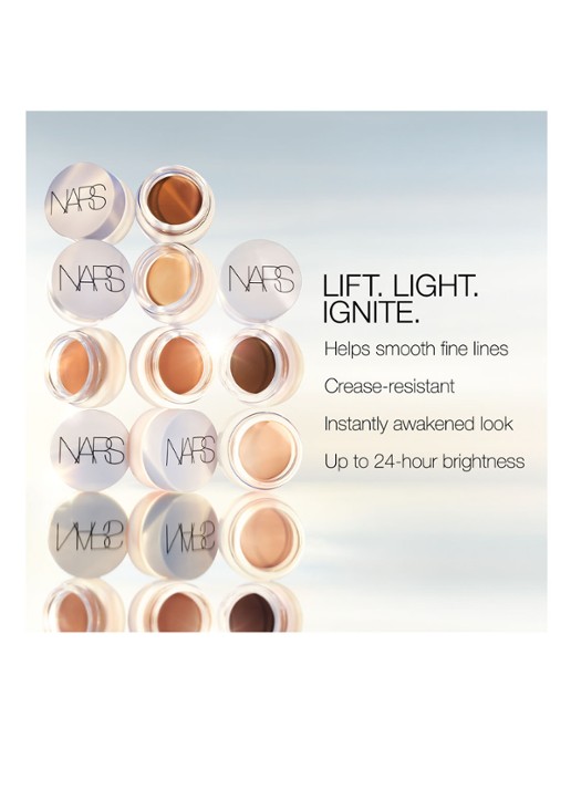 NARS Light Reflecting Eye Brightener - verhelderende concealer - detail 6 night swan