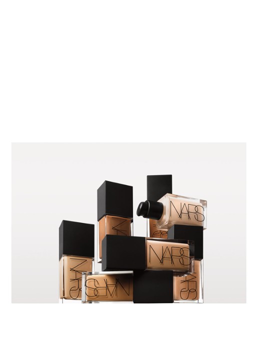 NARS Light Reflecting Foundation - voorkant 2 vanuantu