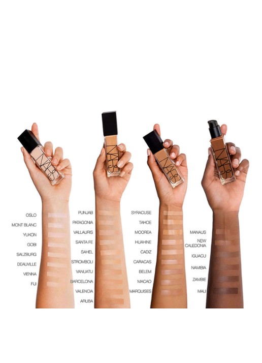 NARS Natural Radiant Longwear Foundation - voorkant 2 belem