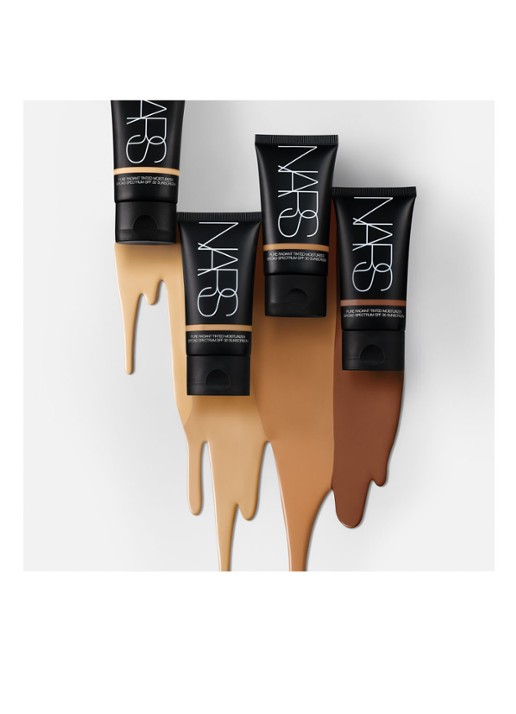 NARS Pure Radiant Tinted Moisturiser SPF30 - getinte dagcrème - detail 6 mykonos