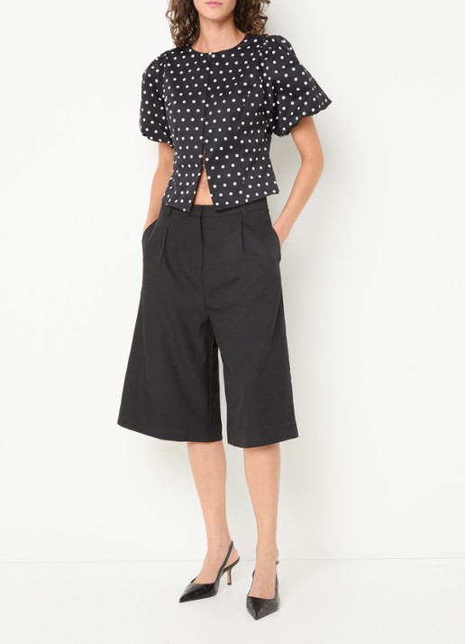Neo Noir Anela blouse met stippenprint en pofmouw - voorkant 4 zwart