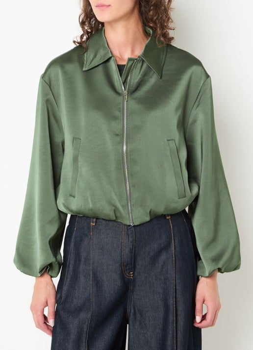 Neo Noir Denielle cropped bomberjack van satijn met steekzakken
