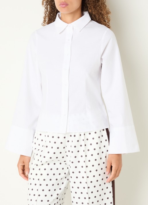 Neo Noir Rosa blouse met trompetmouw