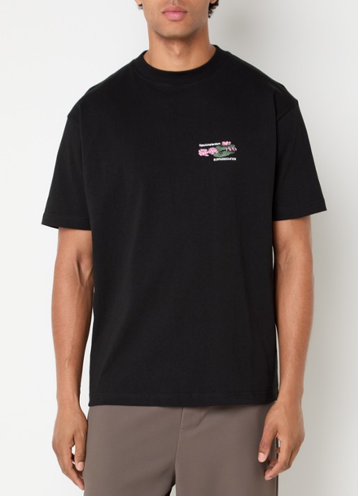 New Amsterdam Surf Association Lilies T-shirt met front- en backprint - achterkant 2 zwart