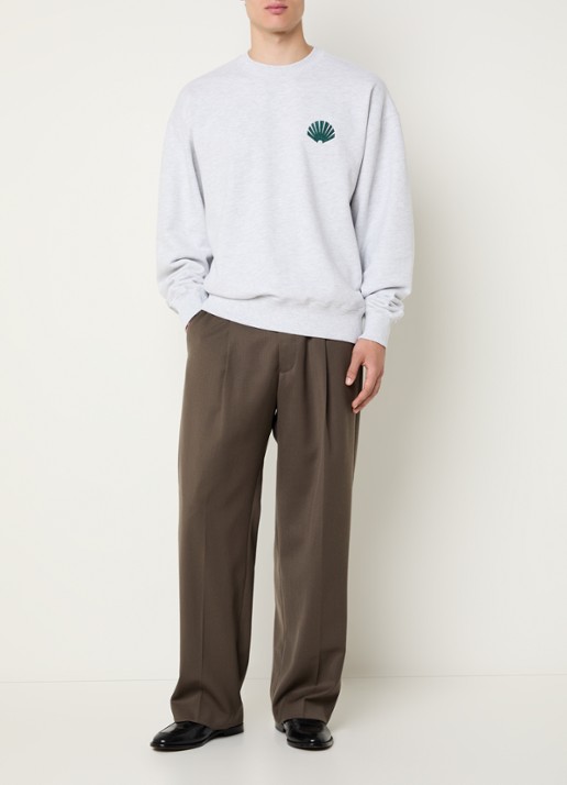 New Amsterdam Surf Association Sweater met logo- en backprint - voorkant 2 grijsmele