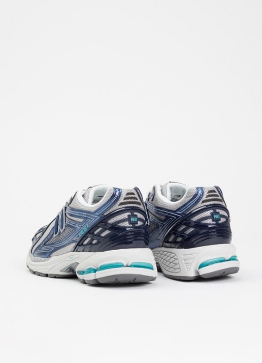New Balance 1906 sneaker met mesh details - achterkant donkerblauw