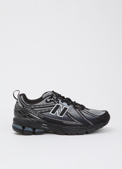 New Balance 1906 sneaker met mesh details