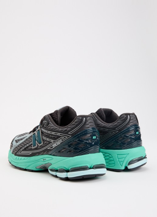 New Balance 1906 sneaker met mesh details - achterkant 3 zwart
