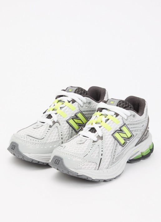 New Balance 1906 sneaker met mesh details - voorkant 2 zwart