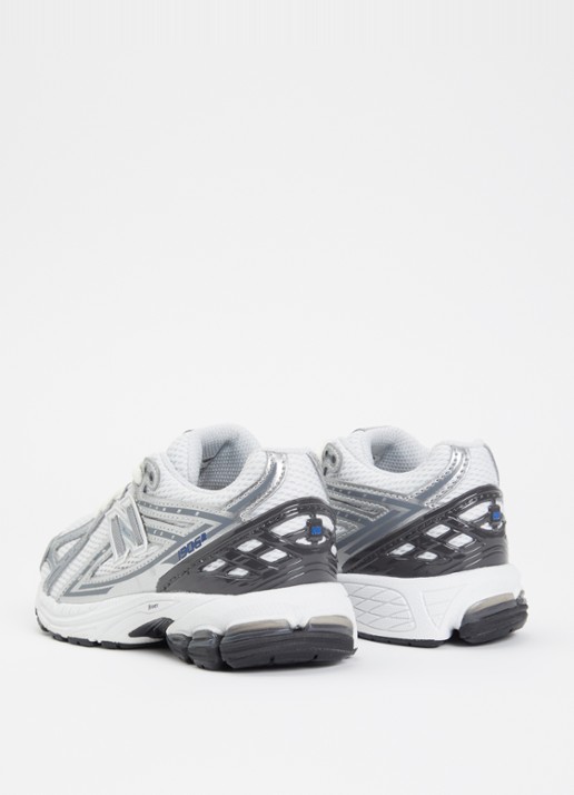 New Balance 1906R sneaker met mesh en metallic details - achterkant 3 grijs