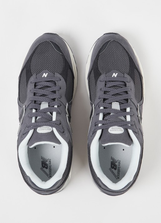 New Balance 2002R sneaker met suède en mesh details - detail 3 grijs