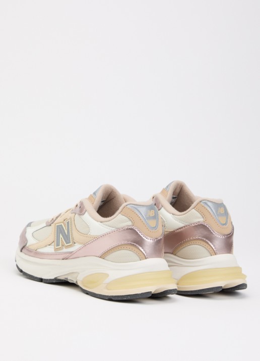 New Balance 2010 sneaker met mesh details - achterkant 5 beige