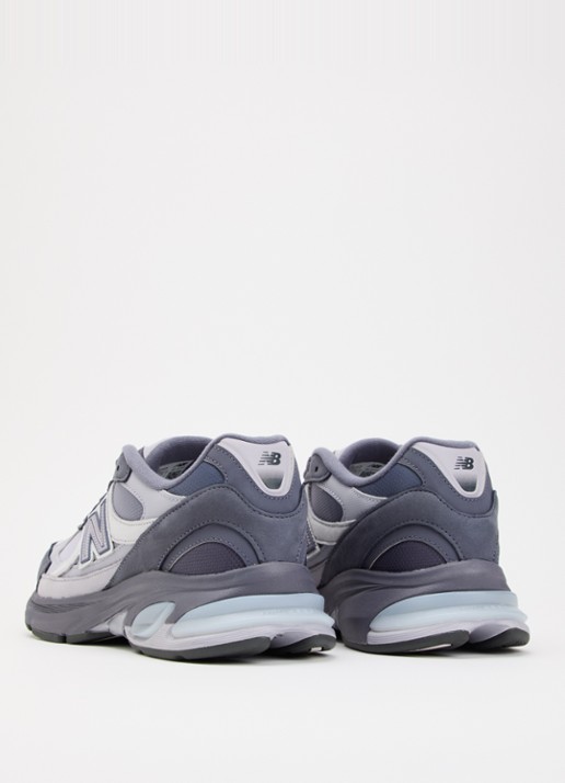 New Balance 2010 sneaker met suède details - achterkant donkerblauw