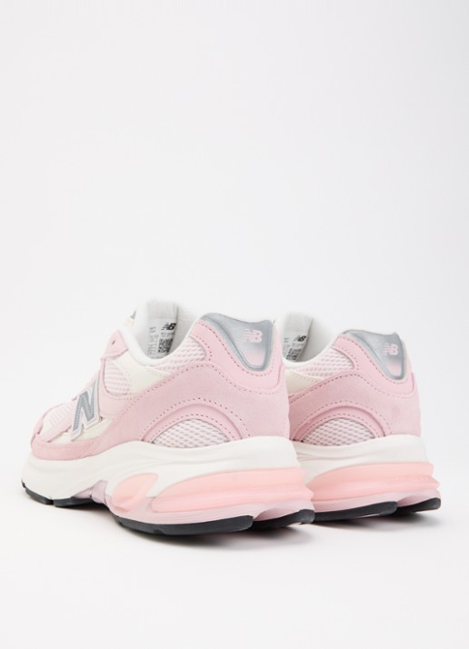 New Balance 2010 sneaker van mesh met suède details - achterkant 4 lichtroze