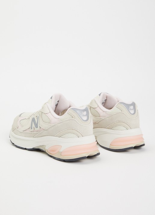 New Balance 2010 sneaker van suède met details van mesh - achterkant 4 lichtroze
