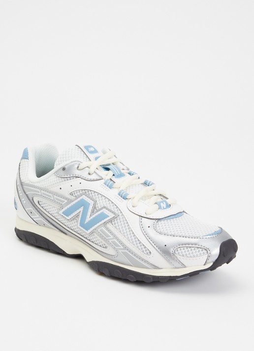 New Balance 204L sneaker met mesh details