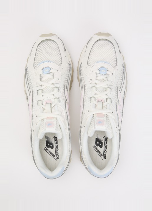 New Balance 204L sneaker van mesh met details van suède - detail 4 ivoor
