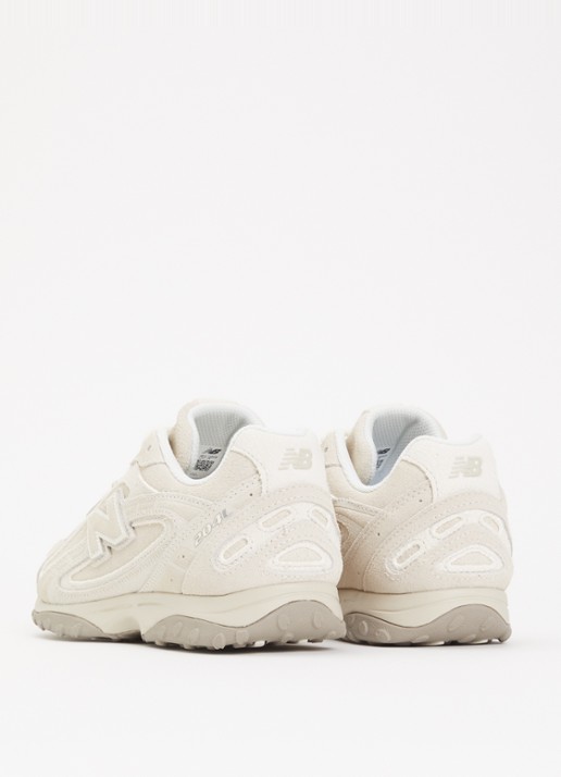 New Balance 204L sneaker van suède - achterkant beige