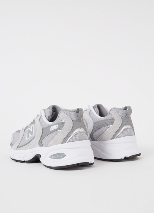 New Balance 530 sneaker met leren details - achterkant lichtgrijs