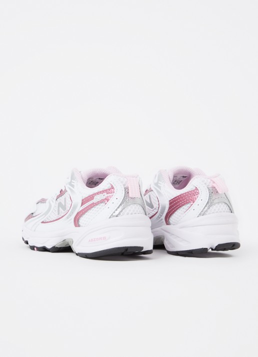 New Balance 530 sneaker met mesh details - achterkant roze