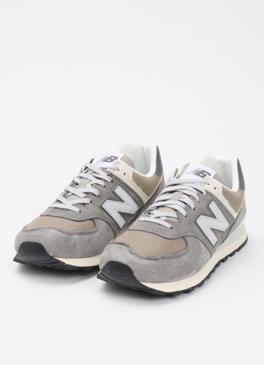 New Balance 574 sneaker van suède met mesh details - detail 4 grijs