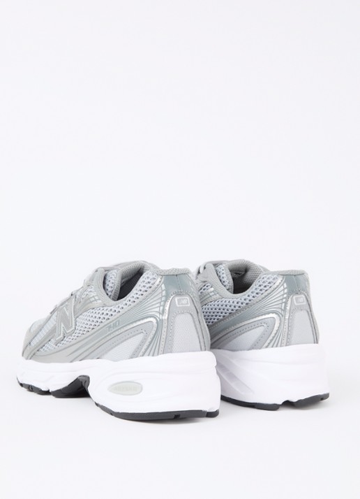 New Balance 740 sneaker met mesh details - achterkant zilver